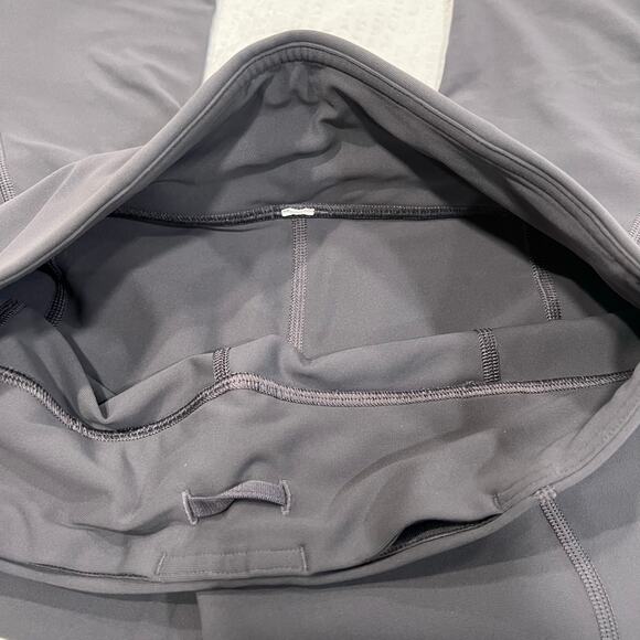 Lululemon tight stuff gray leggings reflective design 6 w - Picture 4 of 6